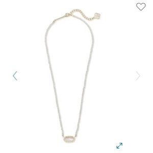 Kendra Scott necklace